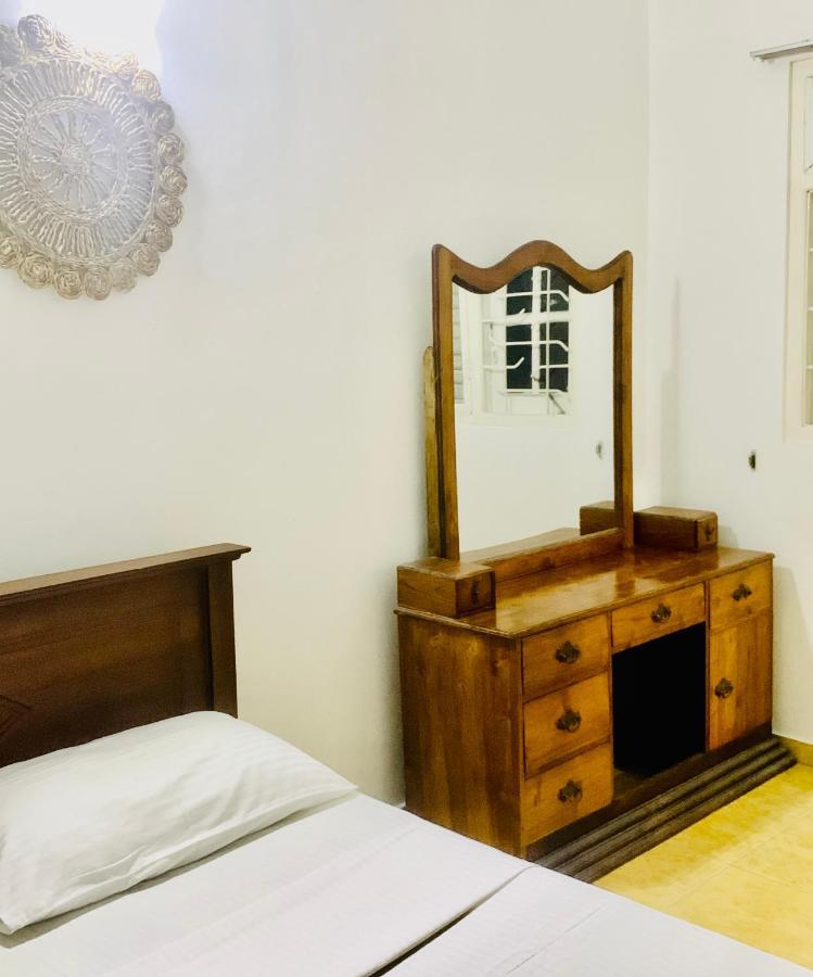 Hotel Dreamy Surf House Weligama Zewnętrze zdjęcie