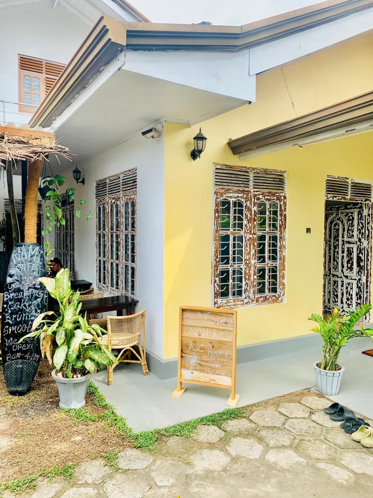 Hotel Dreamy Surf House Weligama Zewnętrze zdjęcie