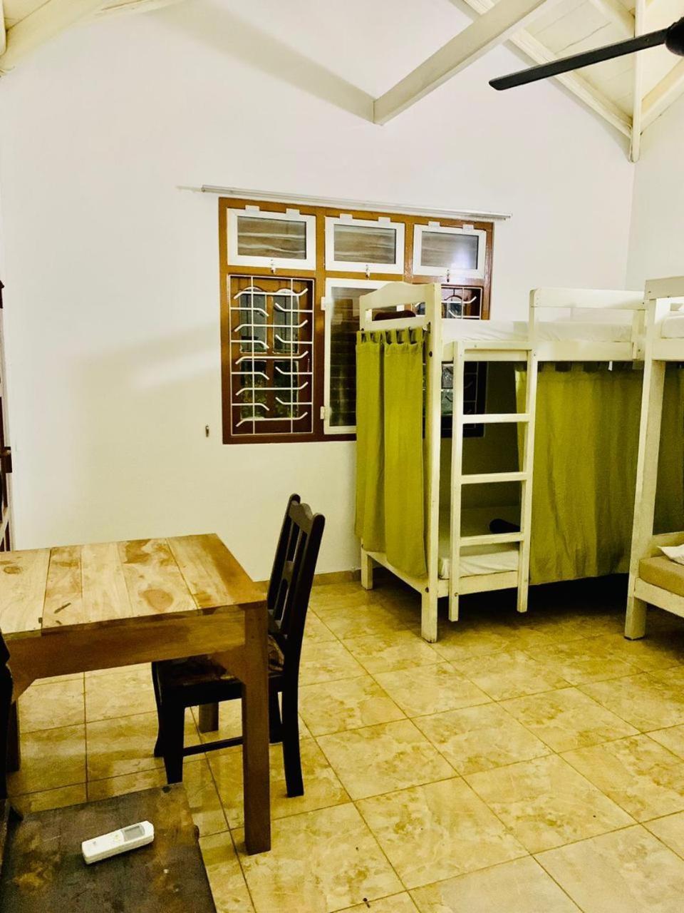 Hotel Dreamy Surf House Weligama Zewnętrze zdjęcie